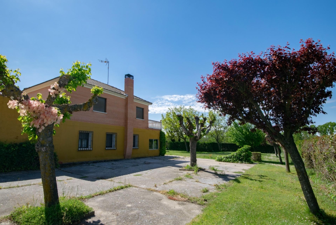 Chalet en Valladolid zona Covaresa - Parque Alameda