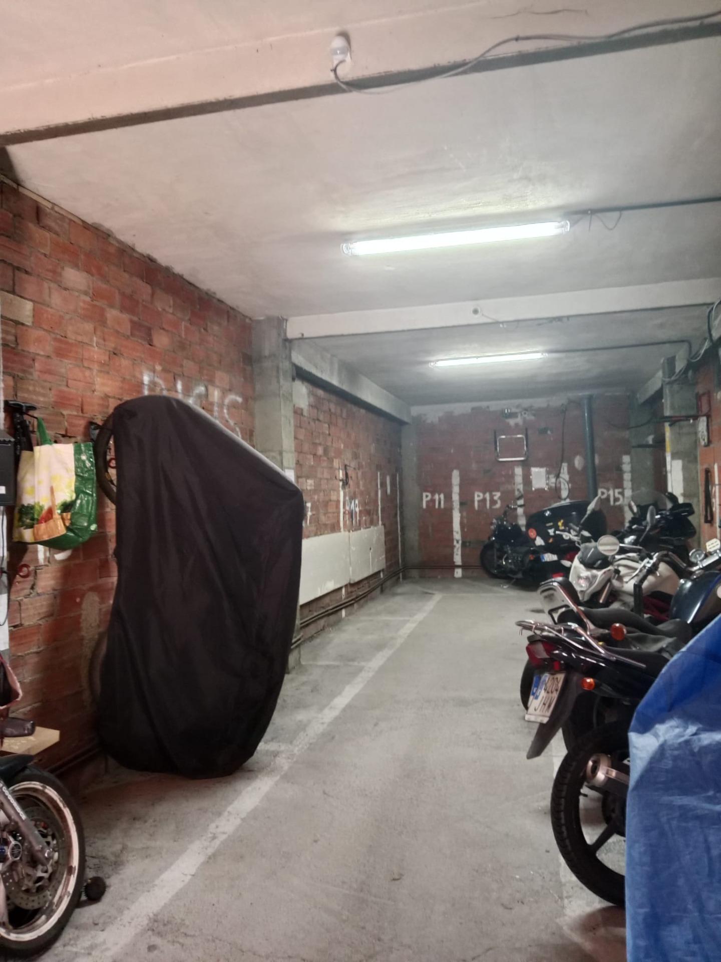 Local comercial en Valladolid zona Rondilla