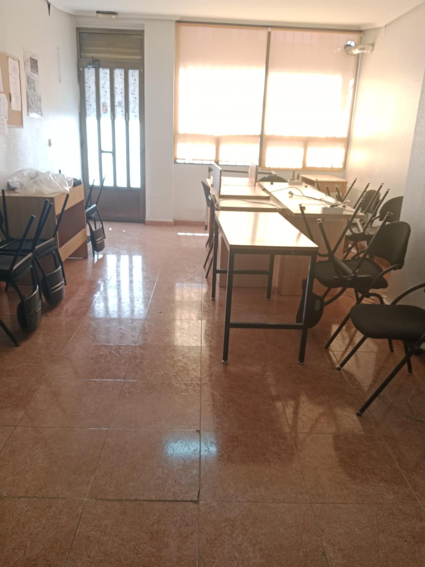 Local comercial en Valladolid zona Rondilla