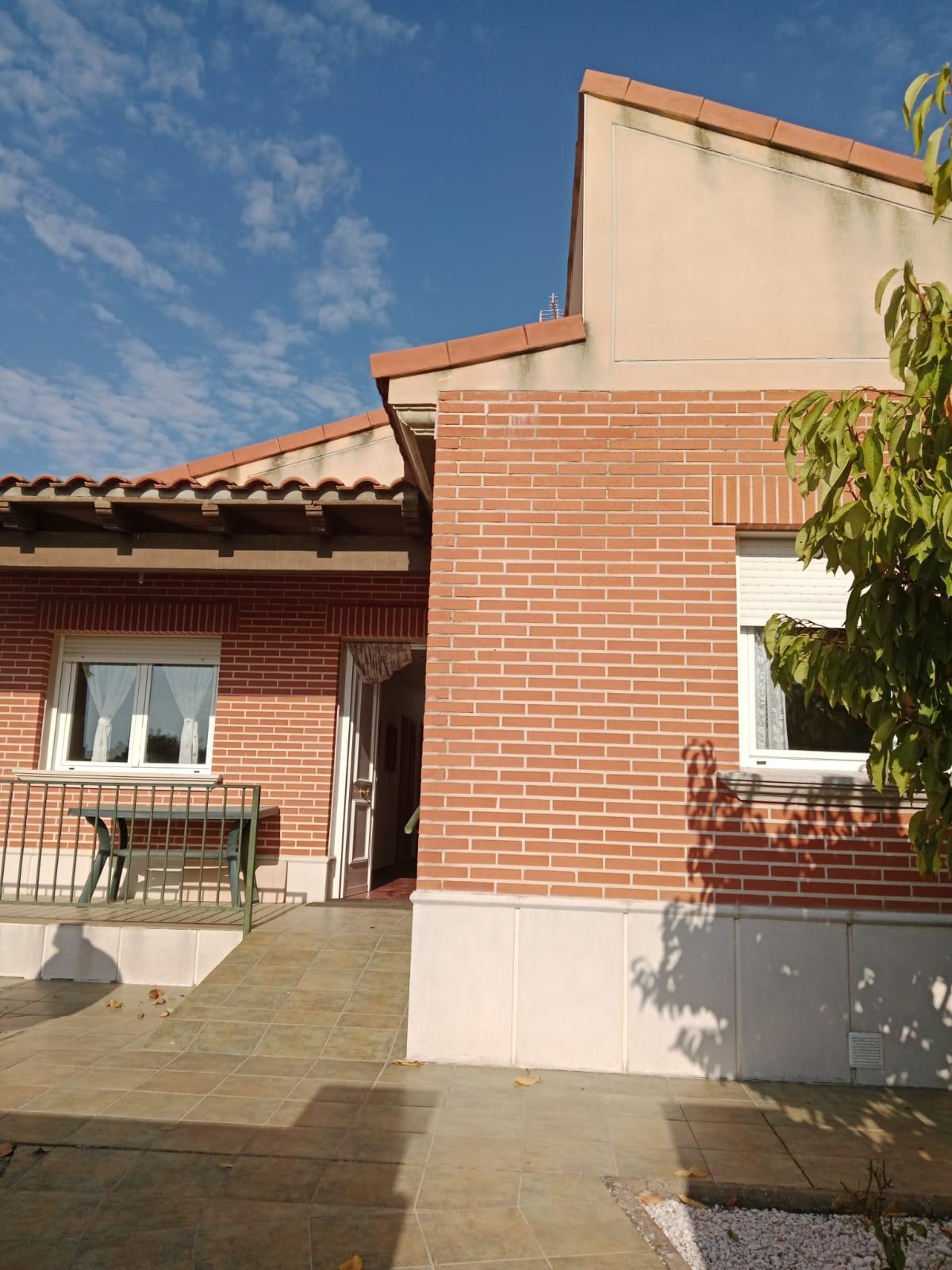 Chalet en Matapozuelos zona Castilla y leon – Ref. FC500055 Chalet en Matapozuelos zona Castilla y leon