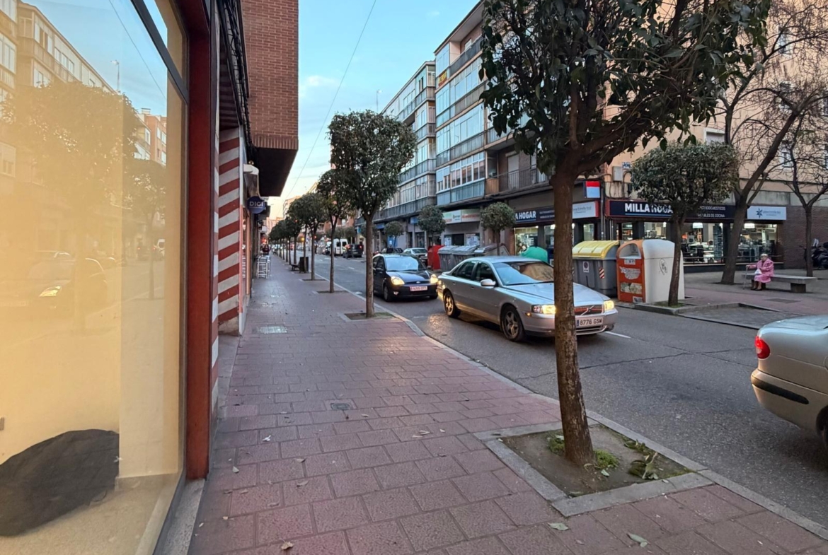 Local comercial en Valladolid zona Delicias
