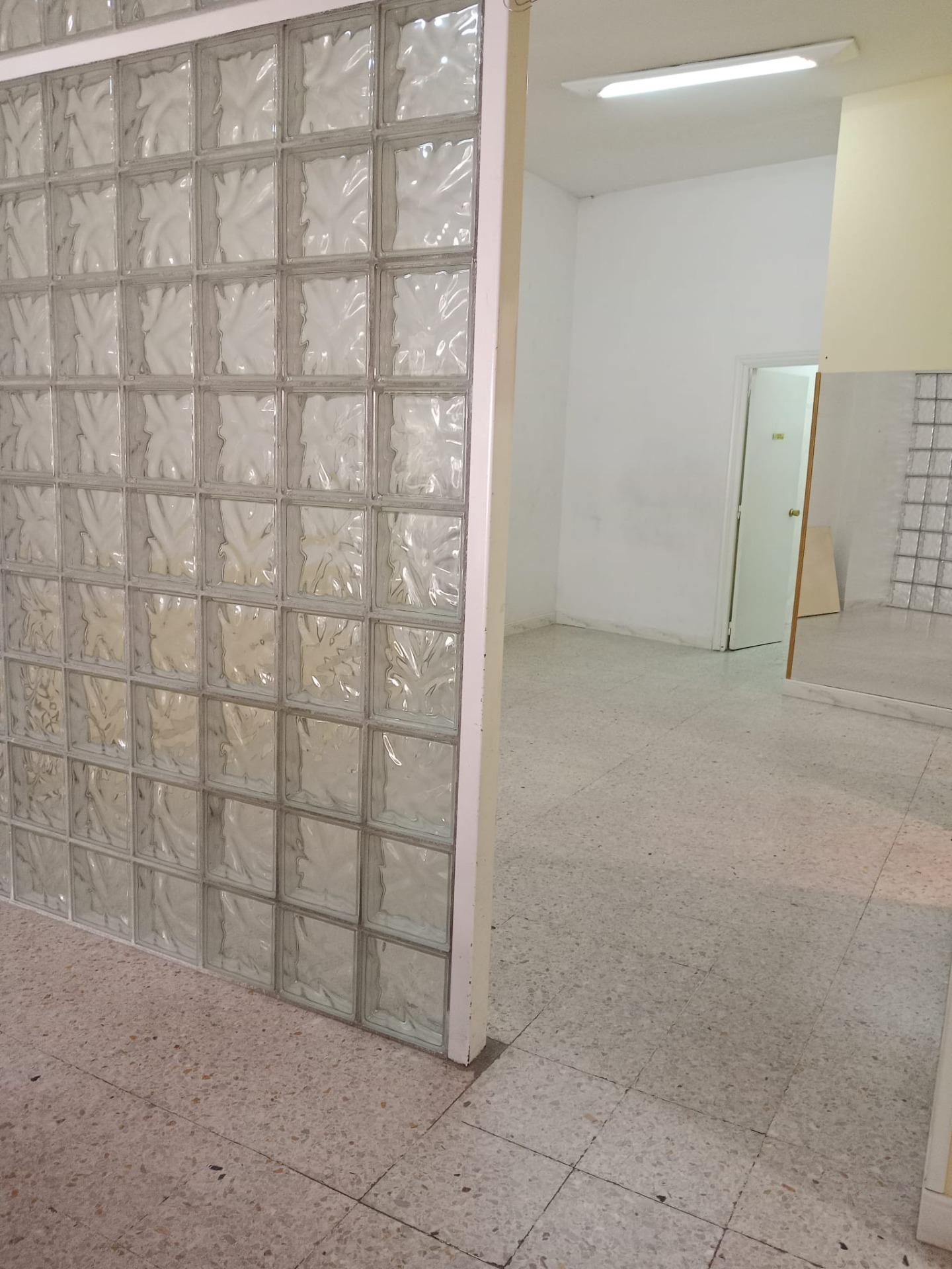 Local comercial en Valladolid zona Hospital