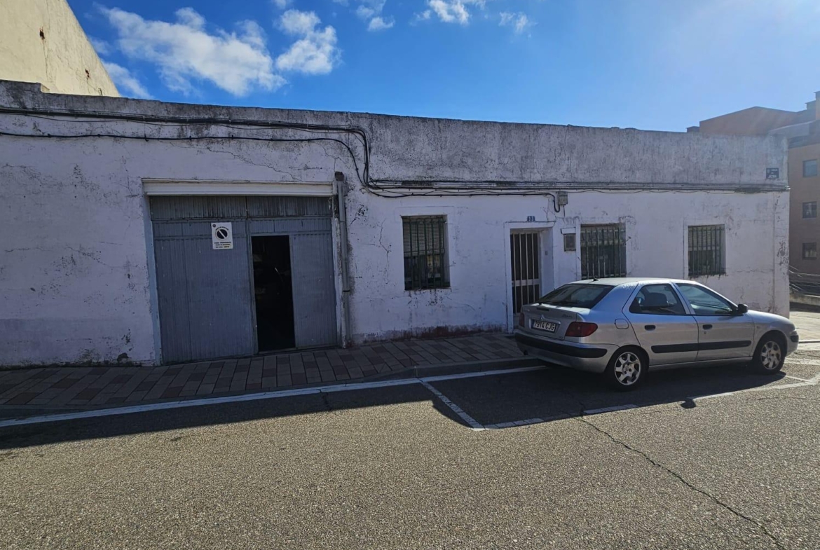 Casa en Valladolid zona Las Flores