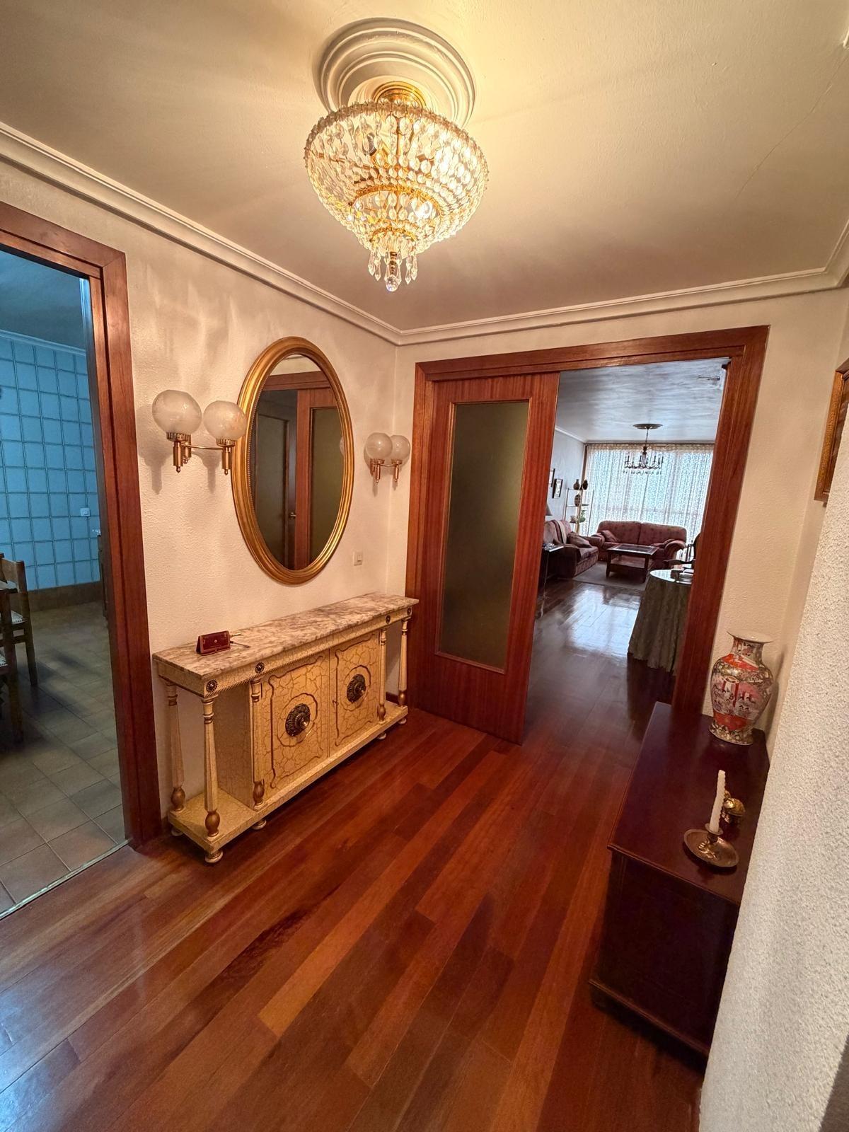 Piso en Valladolid zona Pº Zorrilla - Cuatro de Marzo