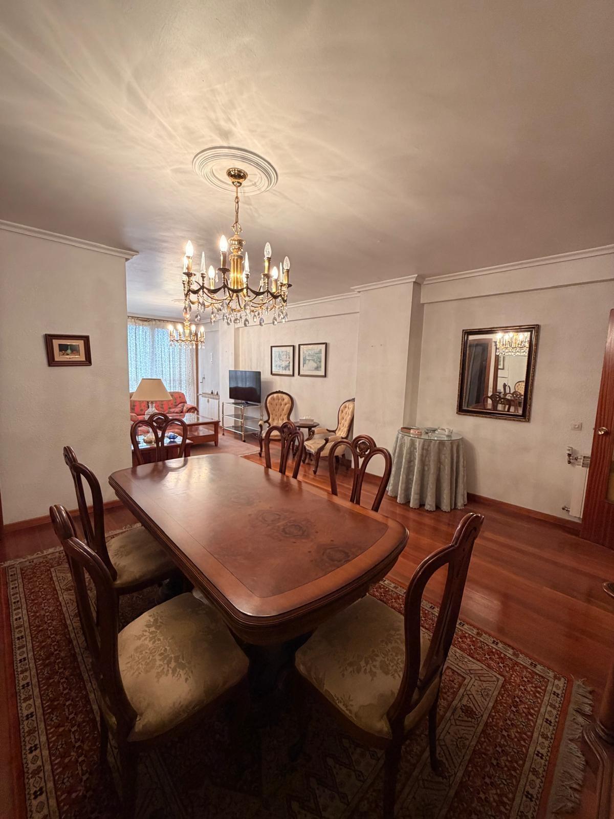 Piso en Valladolid zona Pº Zorrilla - Cuatro de Marzo