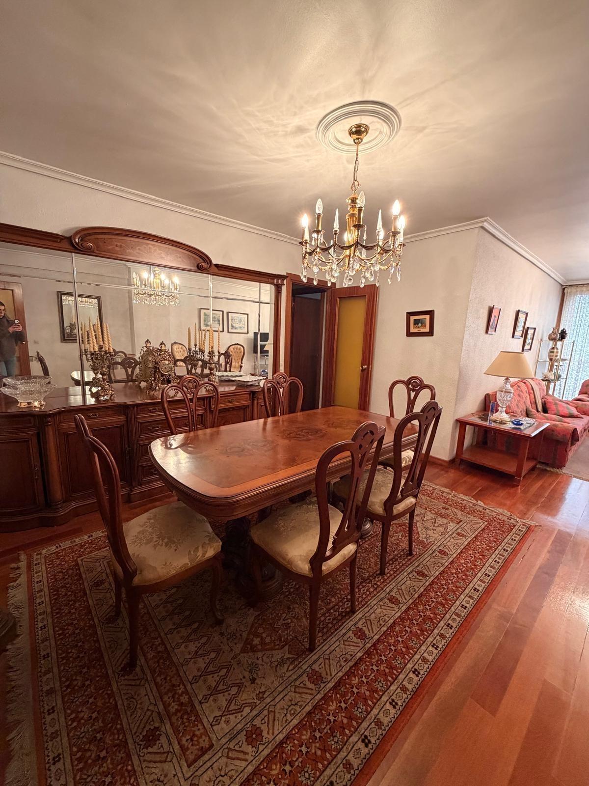 Piso en Valladolid zona Pº Zorrilla - Cuatro de Marzo