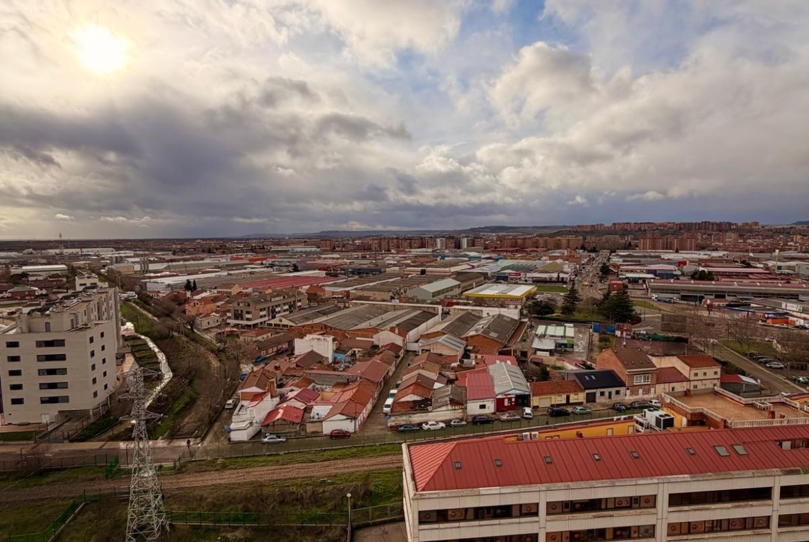 Piso en Valladolid zona Delicias