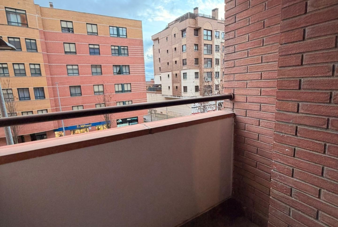 Piso en Valladolid zona Parquesol