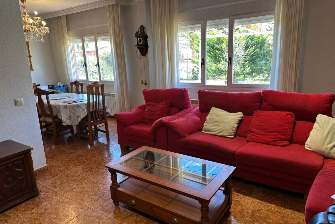 Chalet en Boecillo zona Pinar de peregrino