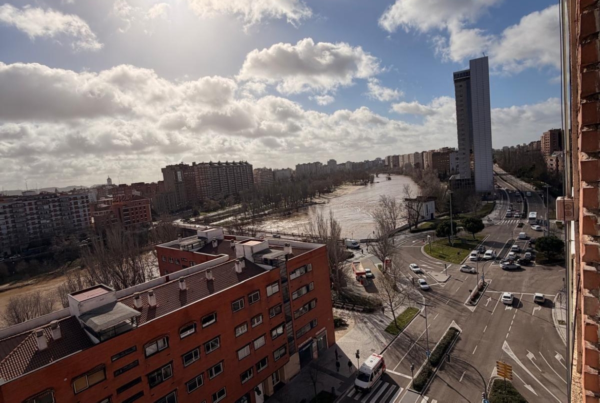 Piso en Valladolid zona La Victoria