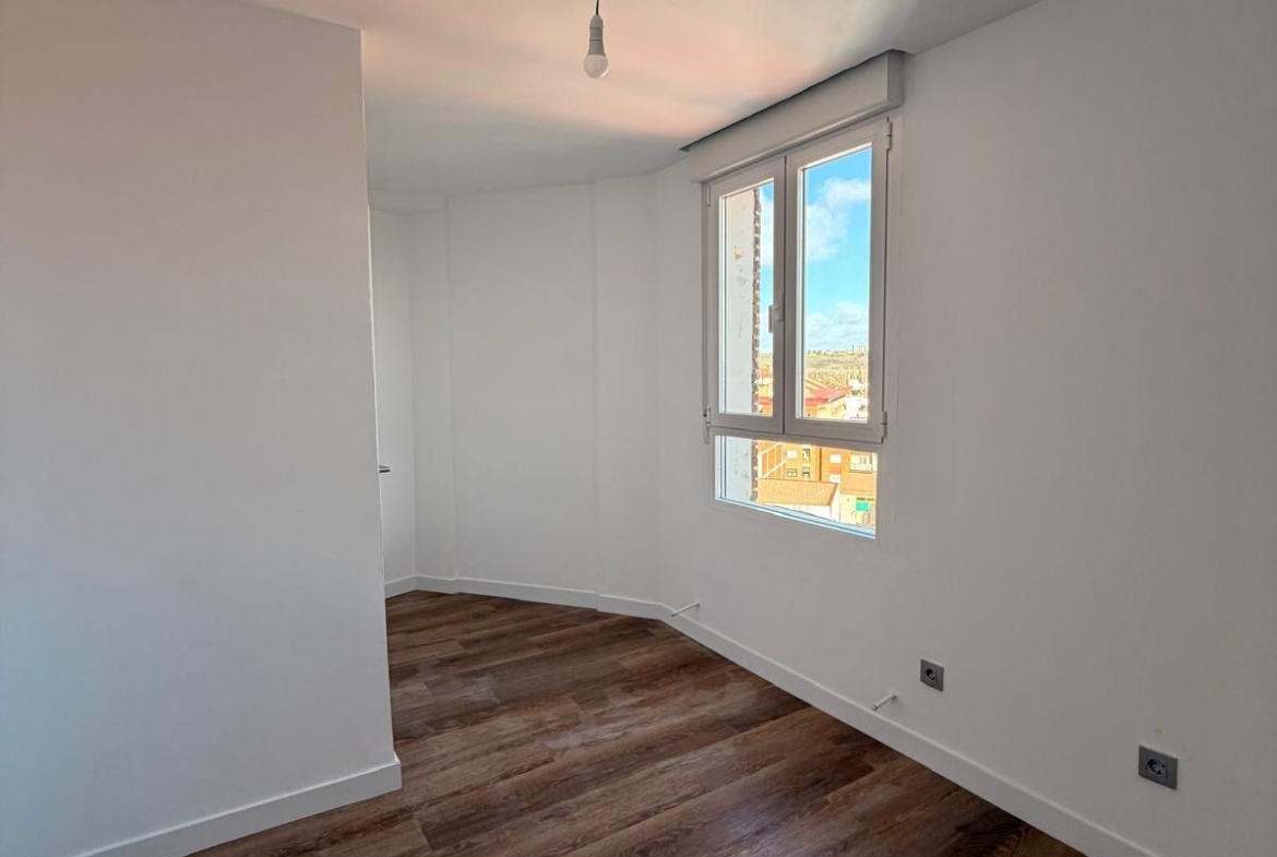 Piso en Valladolid zona La Victoria