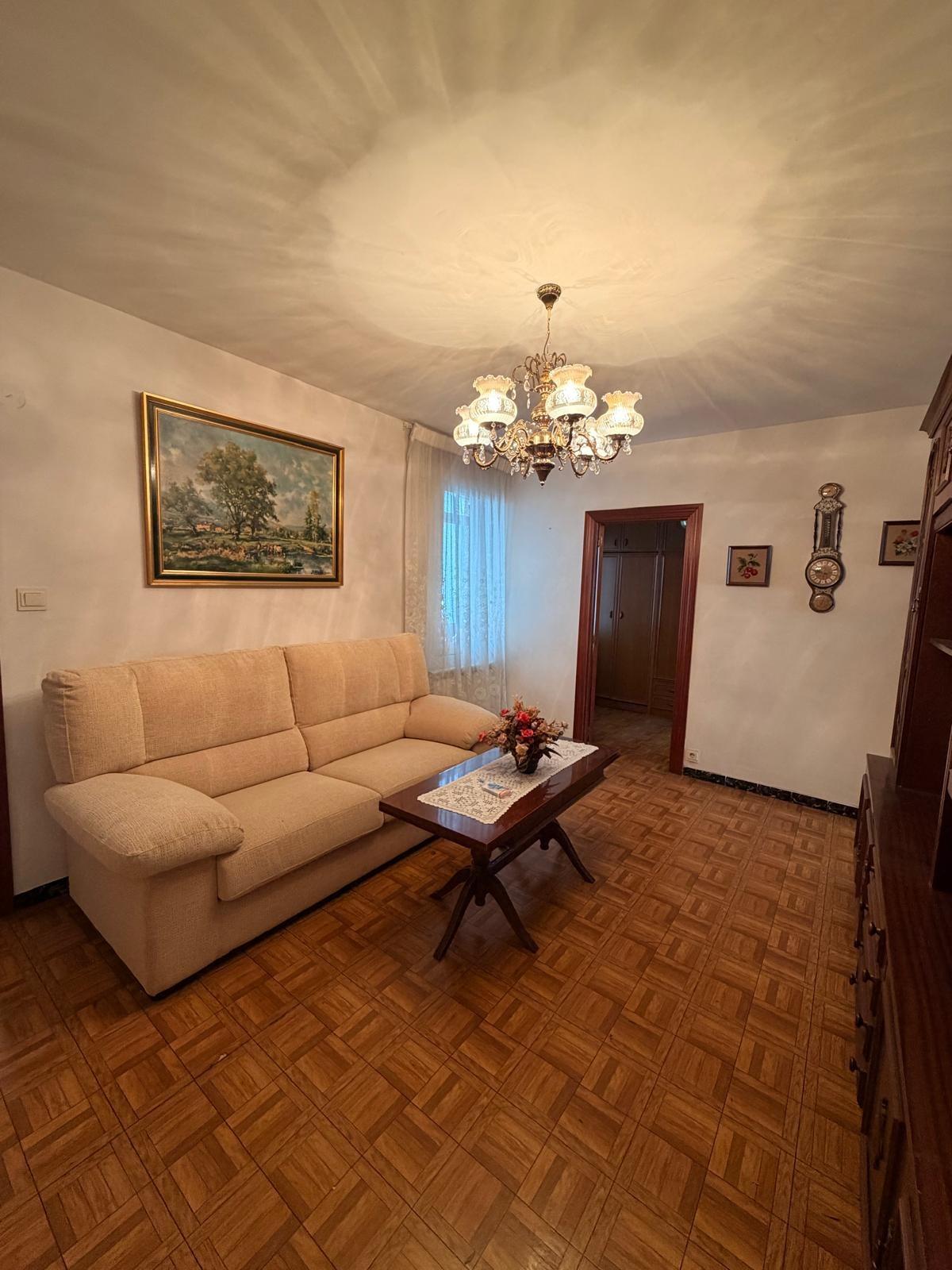 Piso en Valladolid zona Rondilla - Santa Clara