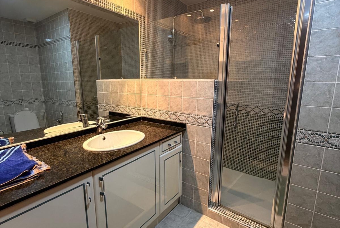 Piso en Valladolid zona Pº Zorrilla - Cuatro de Marzo