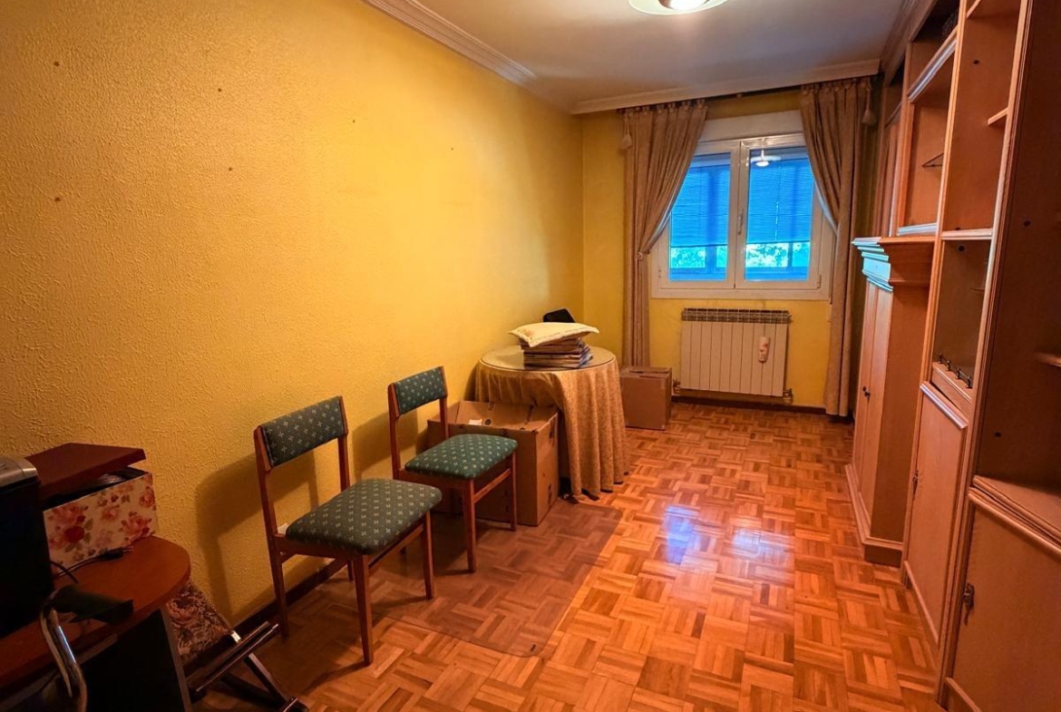 Piso en Valladolid zona Pº Zorrilla - Cuatro de Marzo