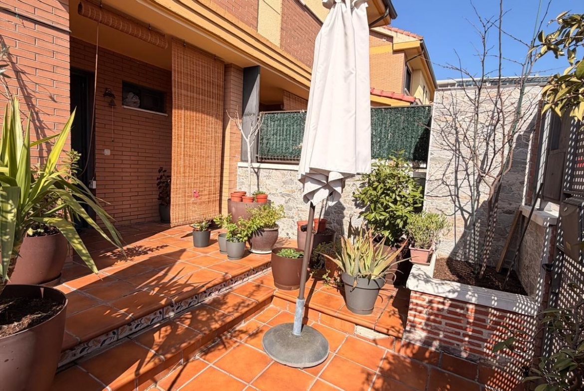 Pareado en Zaratan zona Zaratán  Zona de - Zaratán