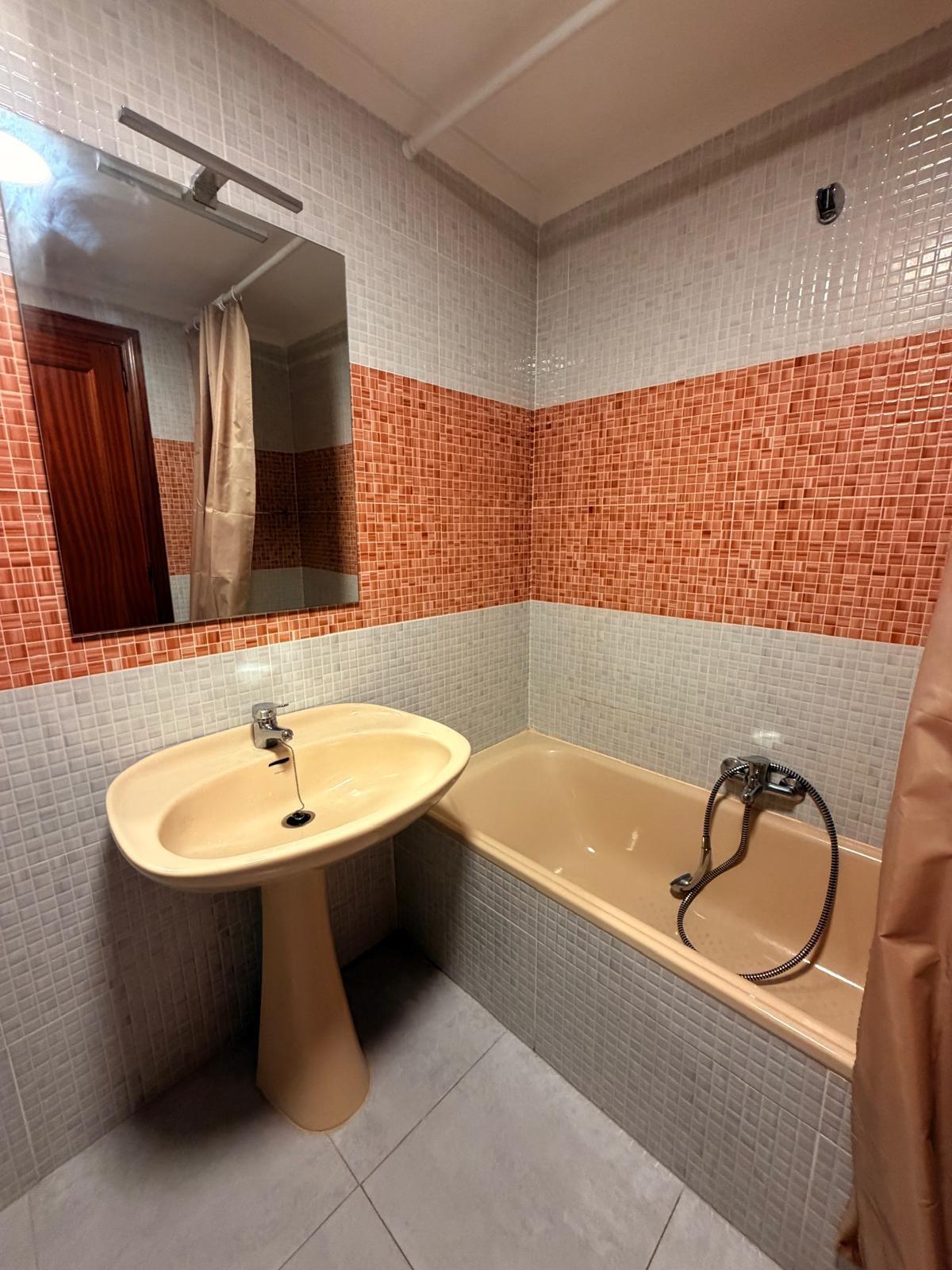 Piso en Valladolid zona Rondilla - Santa Clara