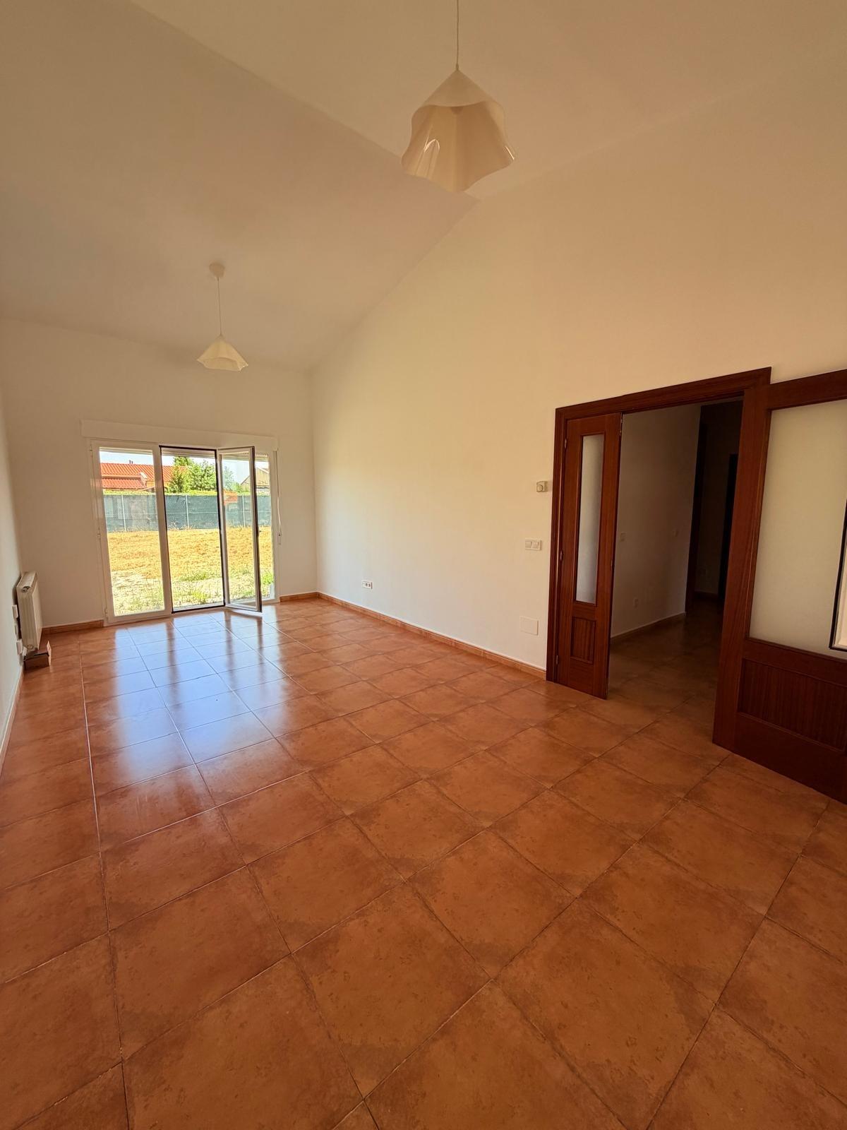 Chalet en Aldeamayor de San Martin zona Urbanizacion el soto – Ref. FC500102 Chalet en Aldeamayor de San Martin zona Urbanizacion el soto