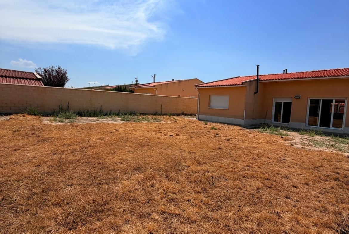 Chalet en Aldeamayor de San Martin zona Urbanizacion el soto
