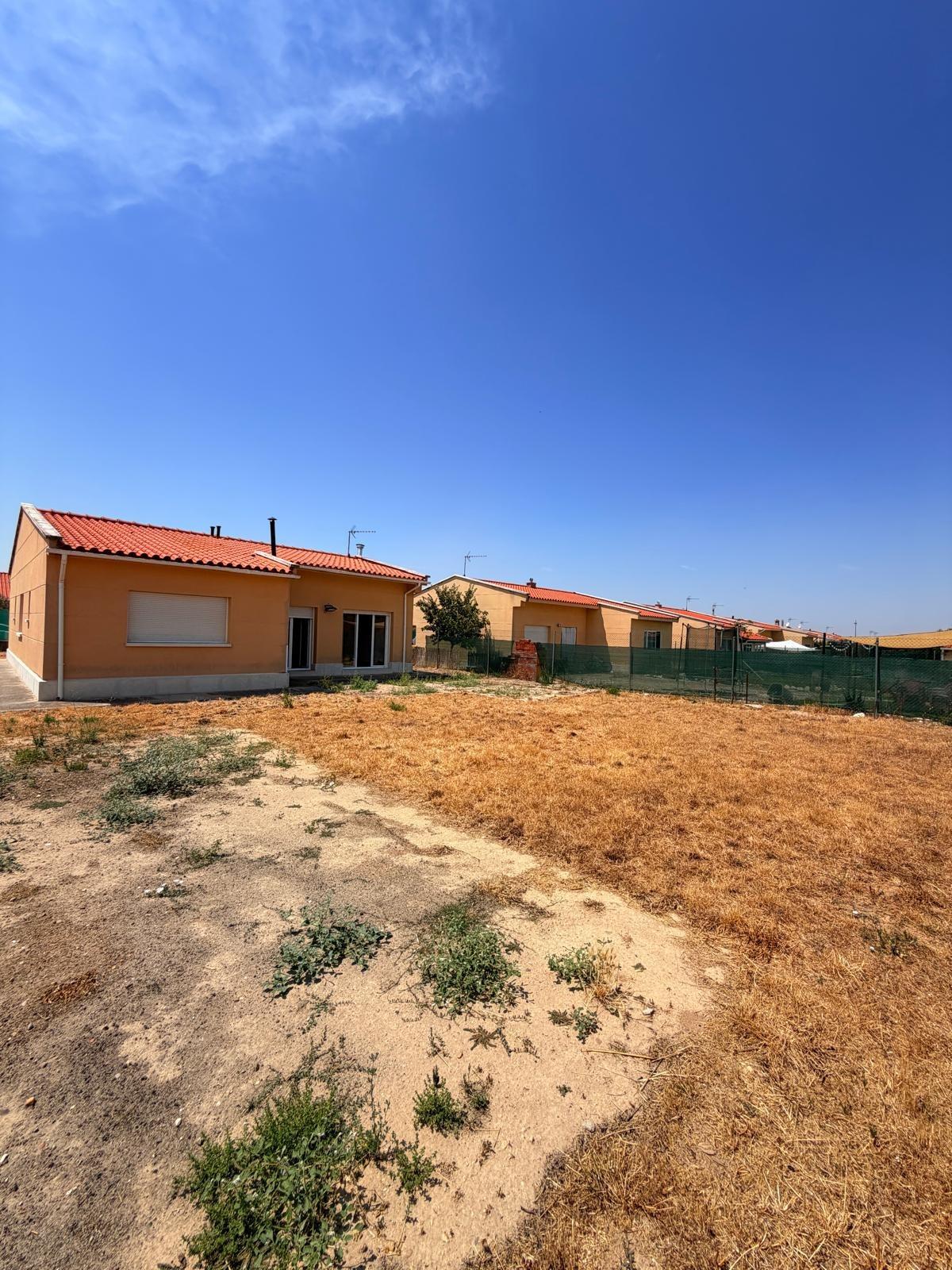 Chalet en Aldeamayor de San Martin zona Urbanizacion el soto – Ref. FC500102 Chalet en Aldeamayor de San Martin zona Urbanizacion el soto