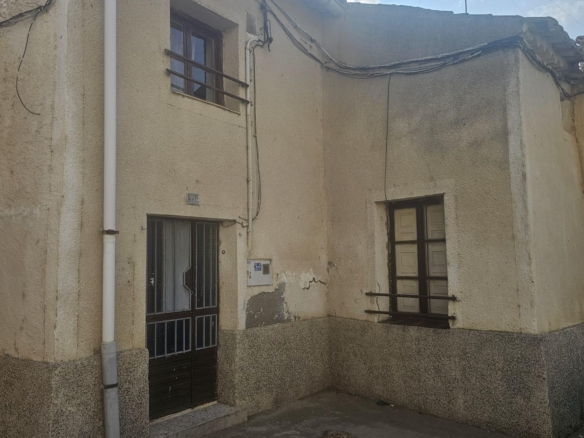Casa de Pueblo en Cerecinos de Campos zona CERECINOS DE CAMPOS