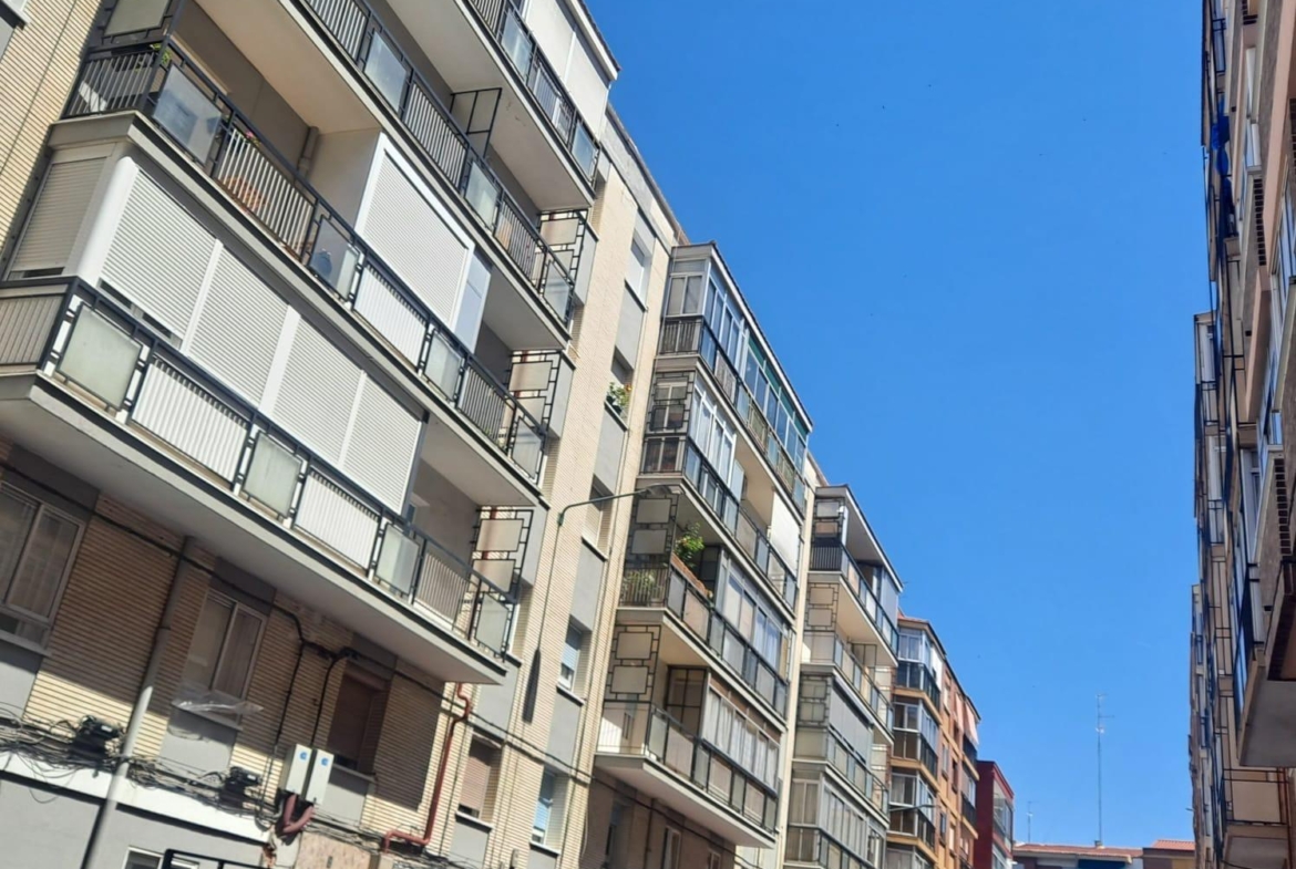 Piso en Valladolid zona Rondilla